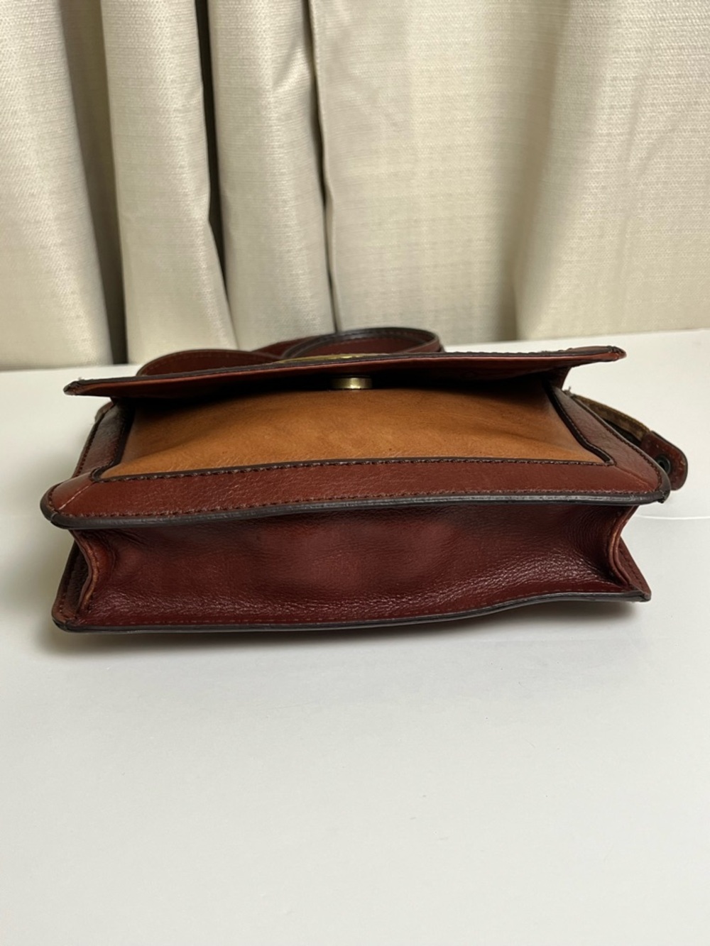 Vintage FOSSIL Crossbody Bag - Picture 7 of 16